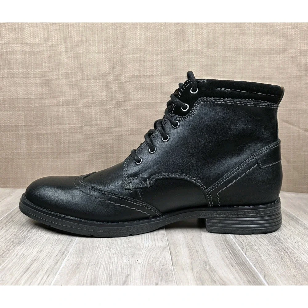 Clarks Men's Devington Hi Chukka Tobacco Boots Black Leather Wingtip US Size 9M